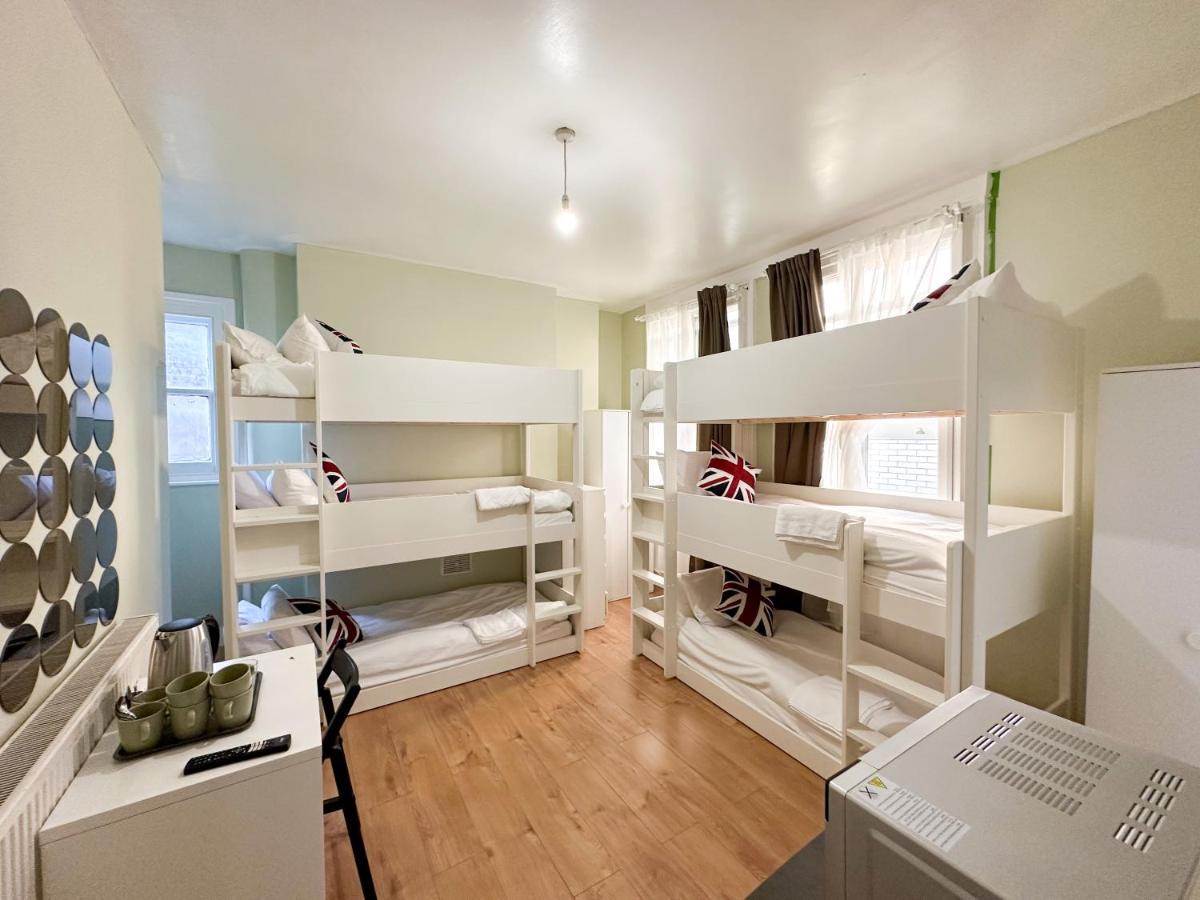 Habitación Familiar con baño privado