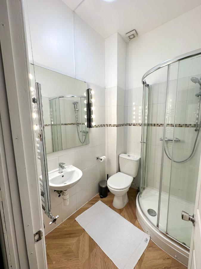 Habitación Cuádruple con baño privado
